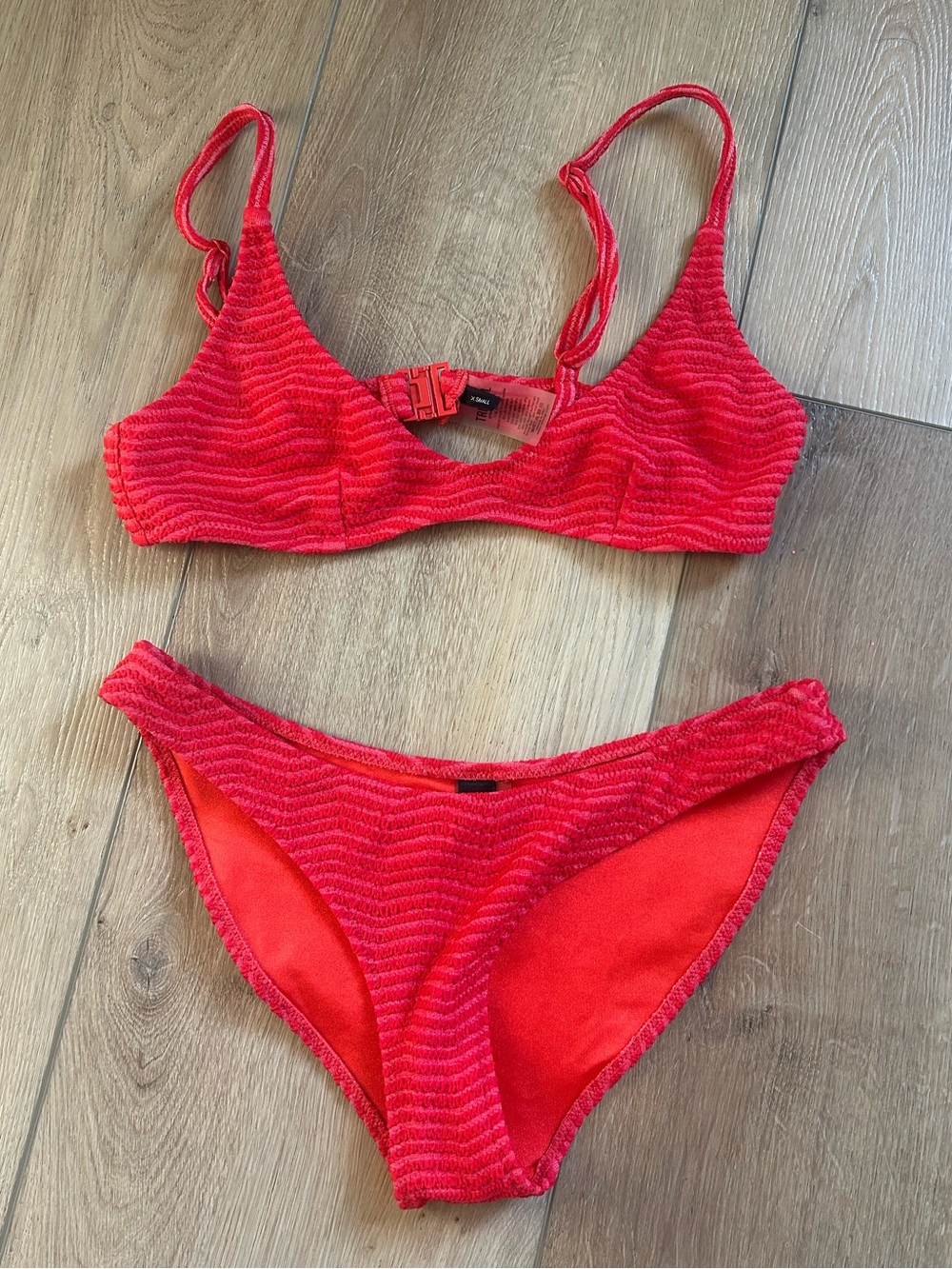 Triangl Bikini - MAIA - MATO RED TERRY TOWELLING SCOOP BIKINI SET - Picture 2 of 5